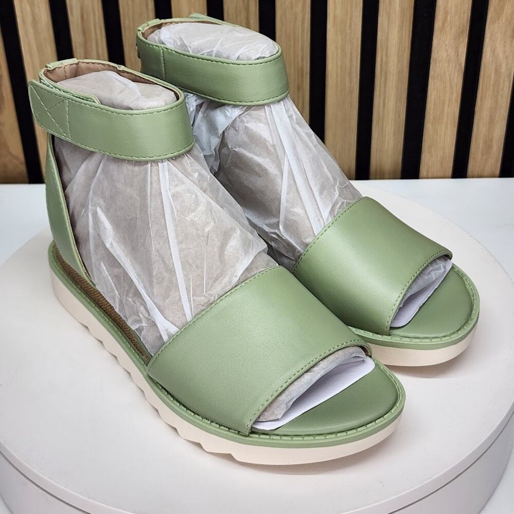 NEW - Giani Bernini Constancia Women’s Wedge Sandals Ankle Strap Comfort Size 5M